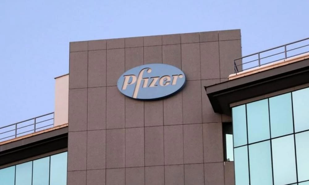 Η Pfizer αναμένει πωλήσεις από το εμβόλιο 15 δισ. δολαρίων το 2021